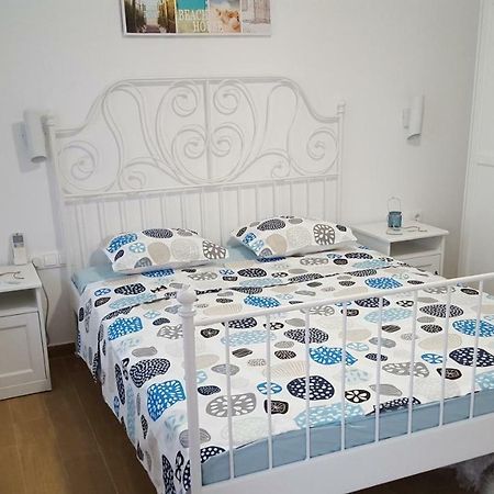 Dora Hotel Нивице Екстериор снимка