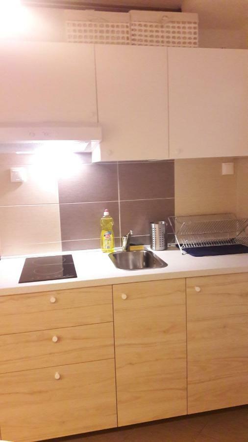 Dora Hotel Нивице Екстериор снимка